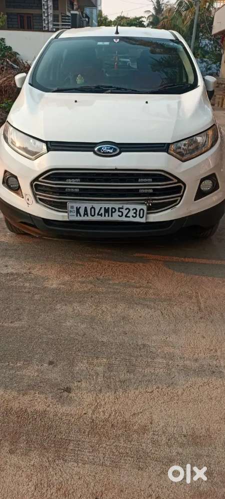 Ford Ecosport 2015 Petrol 117000 Km Driven