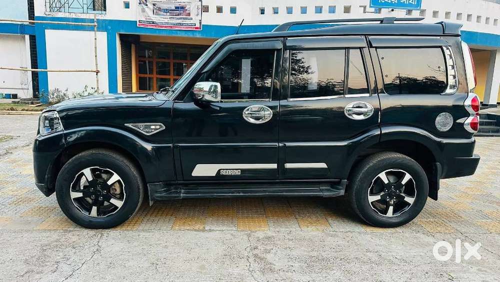 Mahindra Scorpio Classic 2.2 S 11 Mt 7 Str, 2024, Diesel