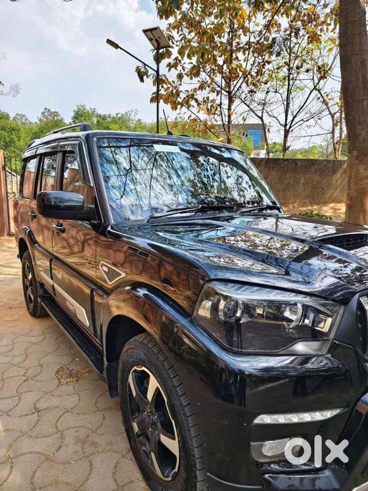 Mahindra Scorpio Classic 2.2 S 11 Mt 7 Str, 2023, Diesel