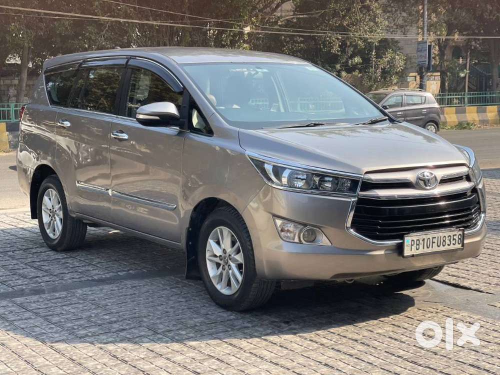 Toyota Innova Crysta 2.8 Gx At, 2016, Diesel