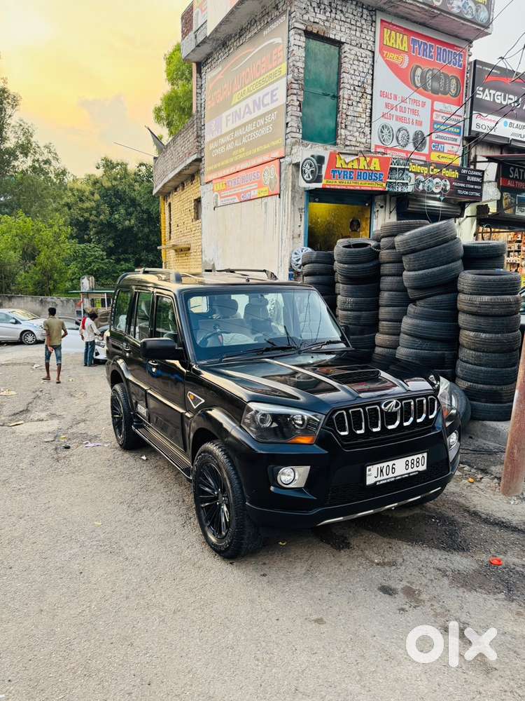 Mahindra Scorpio Classic 2015 Diesel Well Maintained