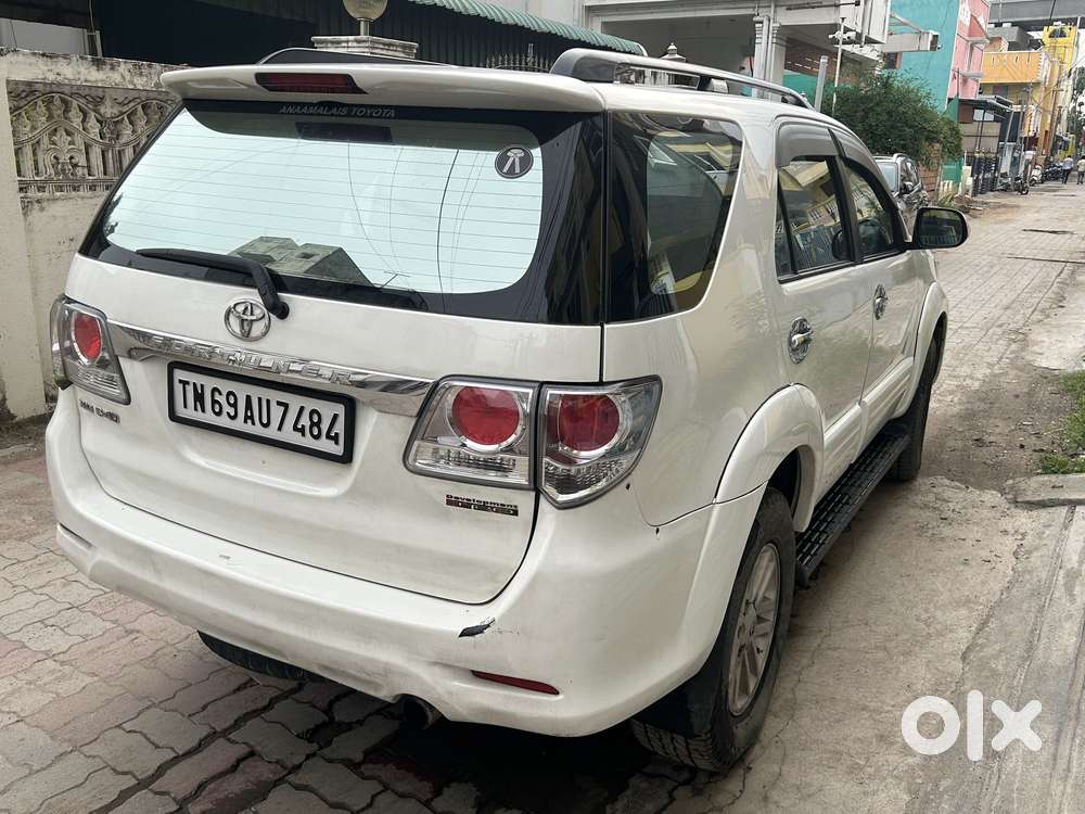 Toyota Fortuner 4x2 Manual, 2013, Diesel