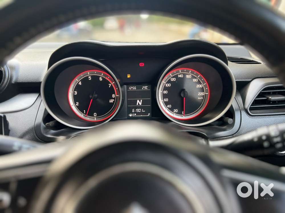 Maruti Suzuki Swift Amt Zxi, 2018, Petrol