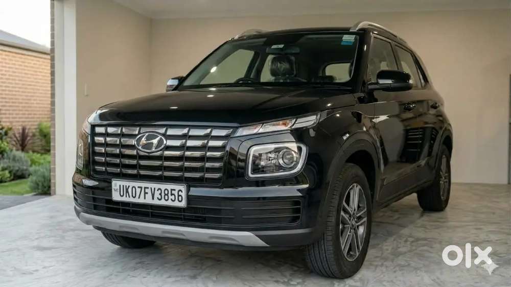 Hyundai Venue Petrol Manual 2024