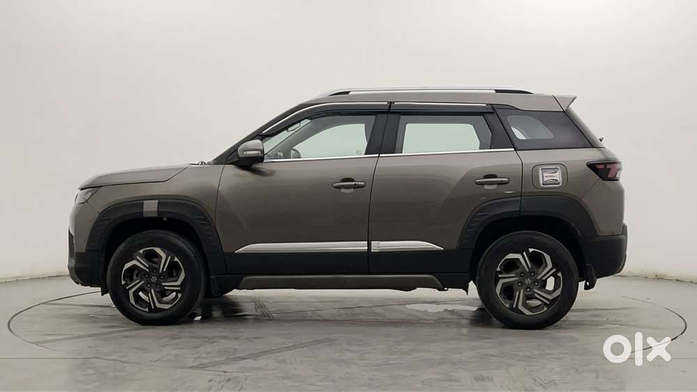 Maruti Suzuki Brezza 1.5 Zxi At Smart Hybrid Dual Tone, 2023, Petrol