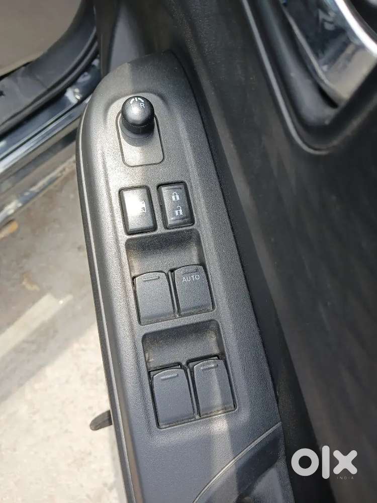 Maruti Suzuki Swift Vxi 2026