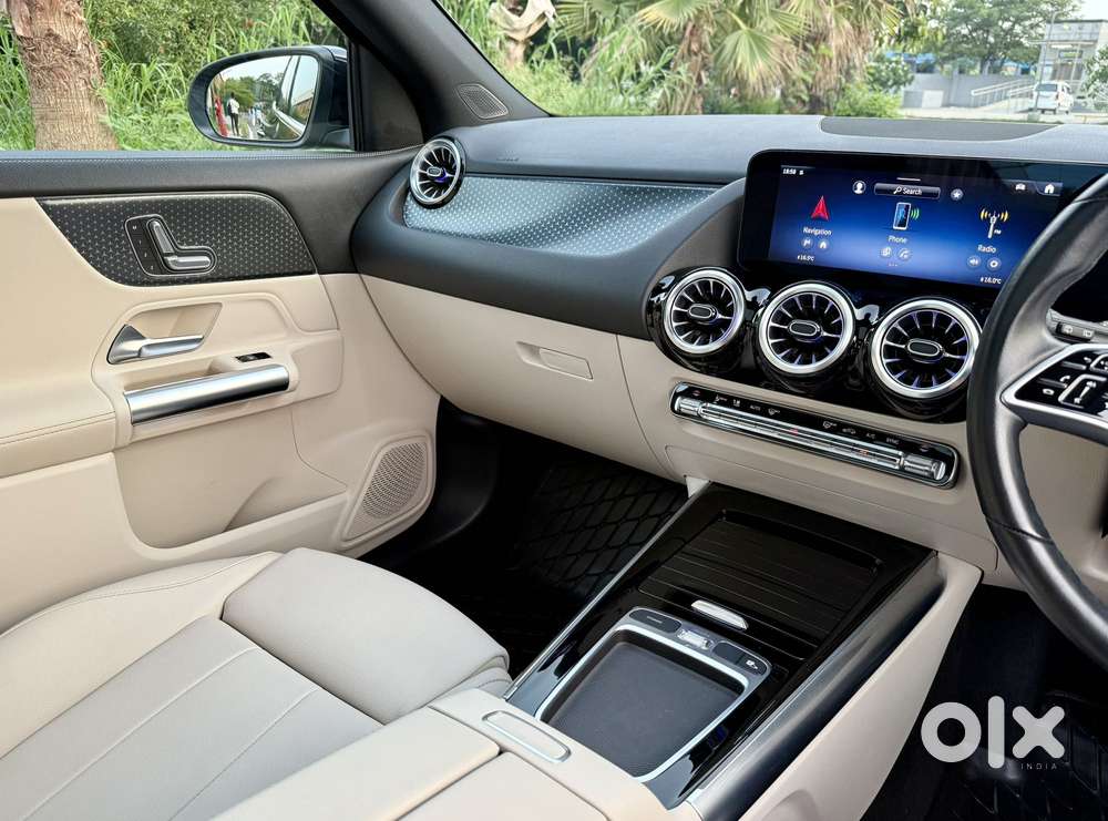 Mercedes-benz Gla 200, 2024, Petrol