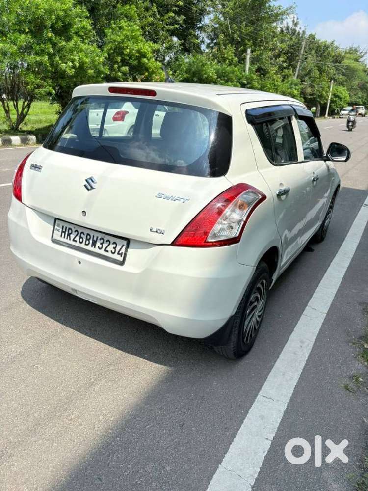 Maruti Suzuki Swift 2011-2014 Star Lxi, 2012, Petrol