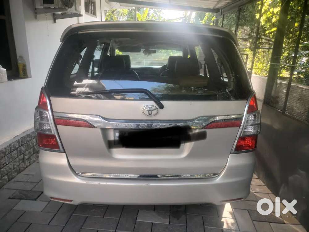 Toyota Innova 2010 Diesel Manual With 235000 Km