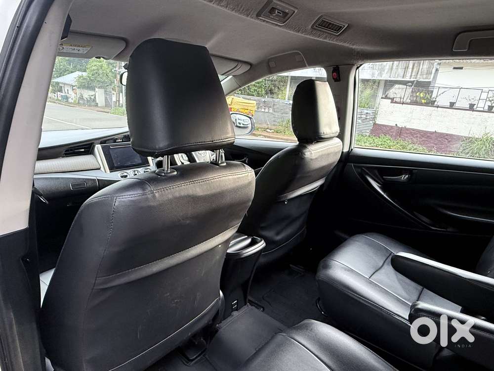 Toyota Innova Crysta [2020-ongoing] 2.4 Gx 7 Str, 2020, Diesel