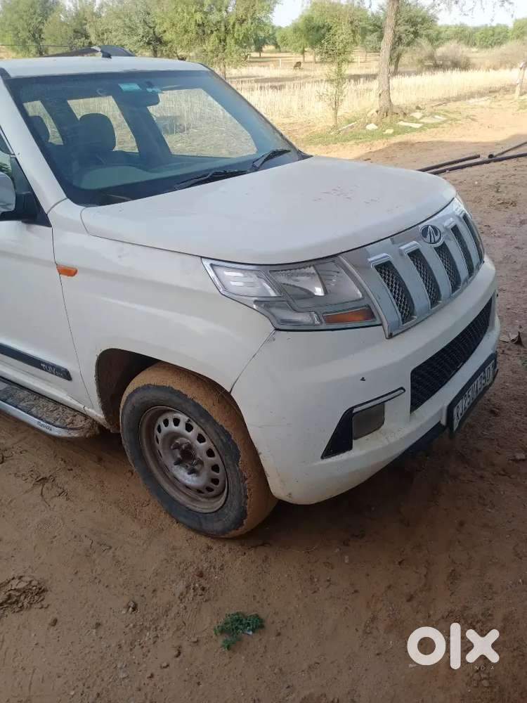 Mahindra Tuv300