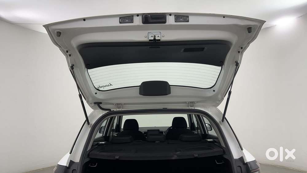 Hyundai Venue 1.2 S (o), 2023, Petrol