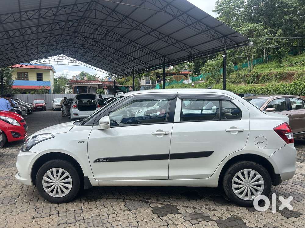 Maruti Suzuki Swift Dzire 1.3 Vxi, 2016, Petrol