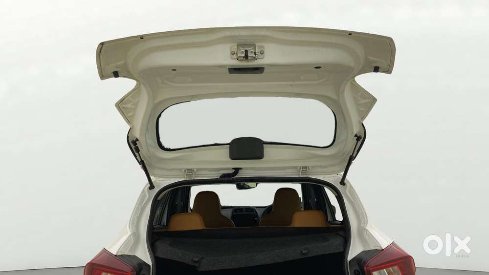 Renault Kwid 1.0 Rxt Amt, 2023, Petrol