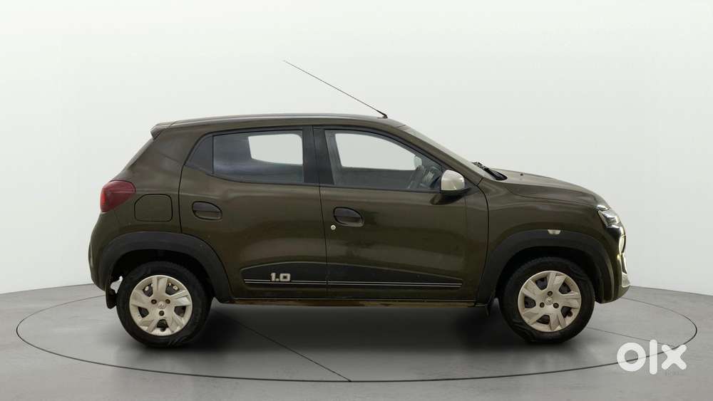 Renault Kwid 1.0 Rxt Amt, 2022, Petrol