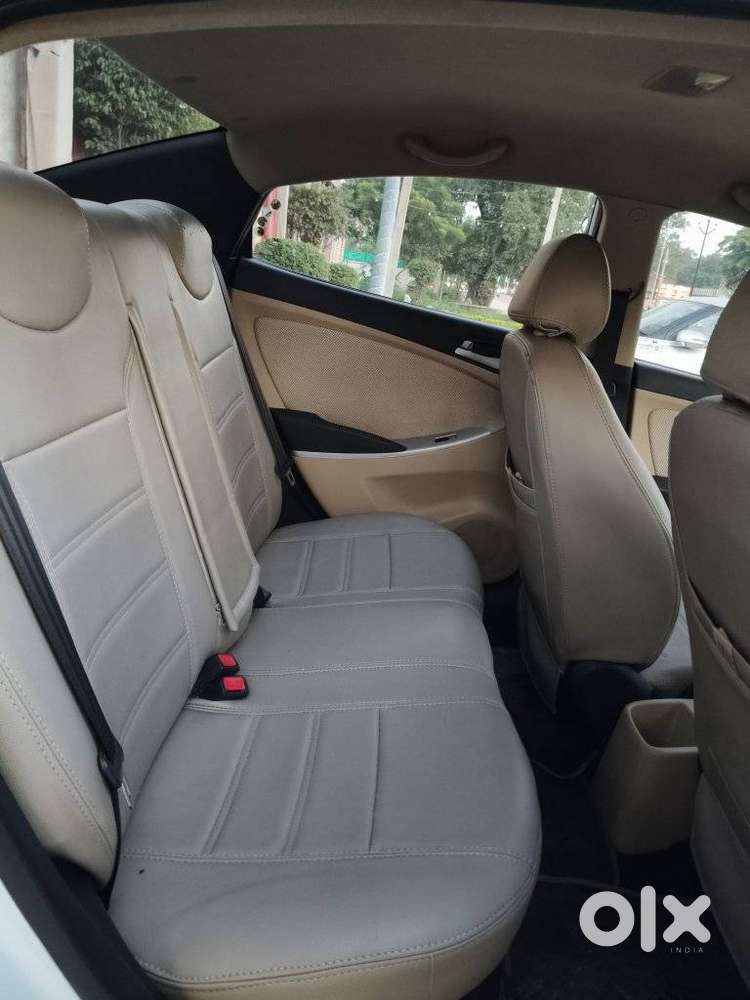 Hyundai Verna 1.6 Vtvt, 2013, Petrol