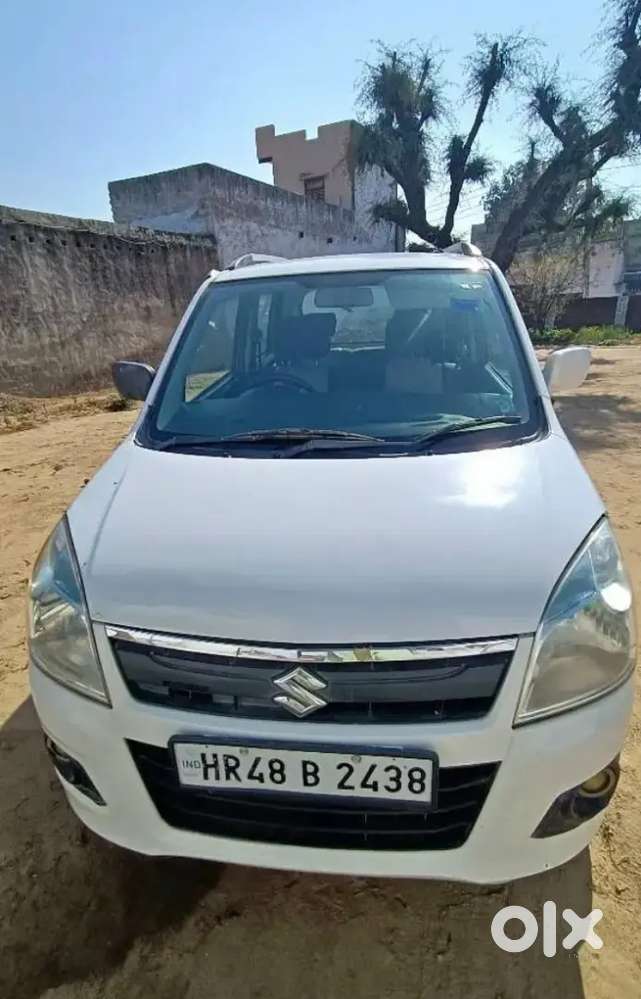 Maruti Suzuki Brezza 2016 Petrol 100000 Km Driven