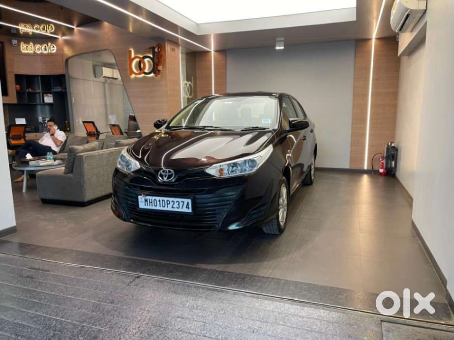 Toyota Yaris J Cvt, 2020, Petrol