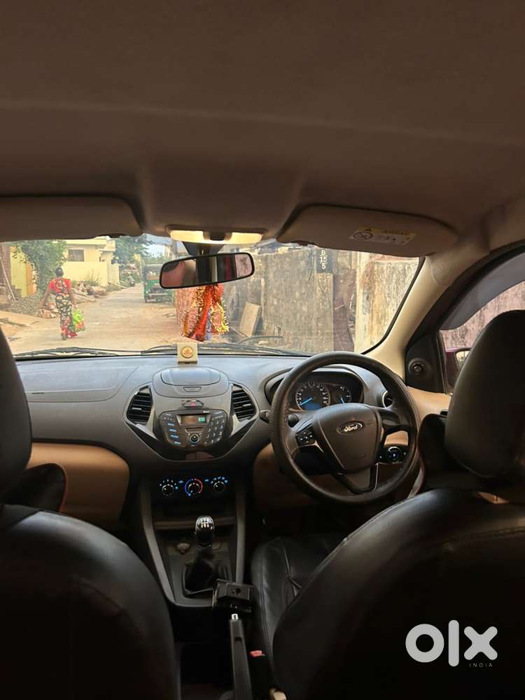 Ford Aspire Trend 2015
