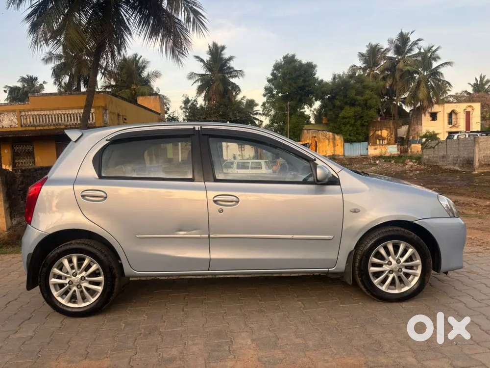 Toyota Etios Liva 2012 Diesel Well Maintained