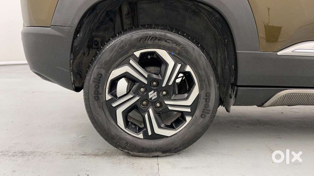 Maruti Suzuki Vitara Brezza 1.5 Zxi Plus Dual Tone, 2022, Petrol