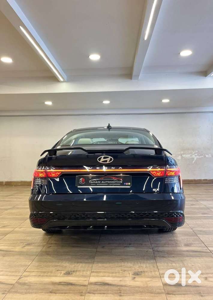 Hyundai Verna 1.5 Sx Ivt, 2025, Petrol