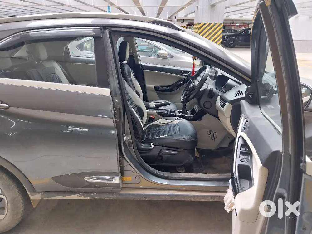 Tata Nexon Xz Plus 2022 Petrol