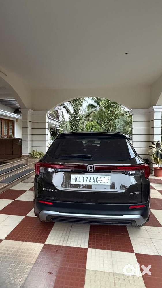 Honda Elevate Automatic