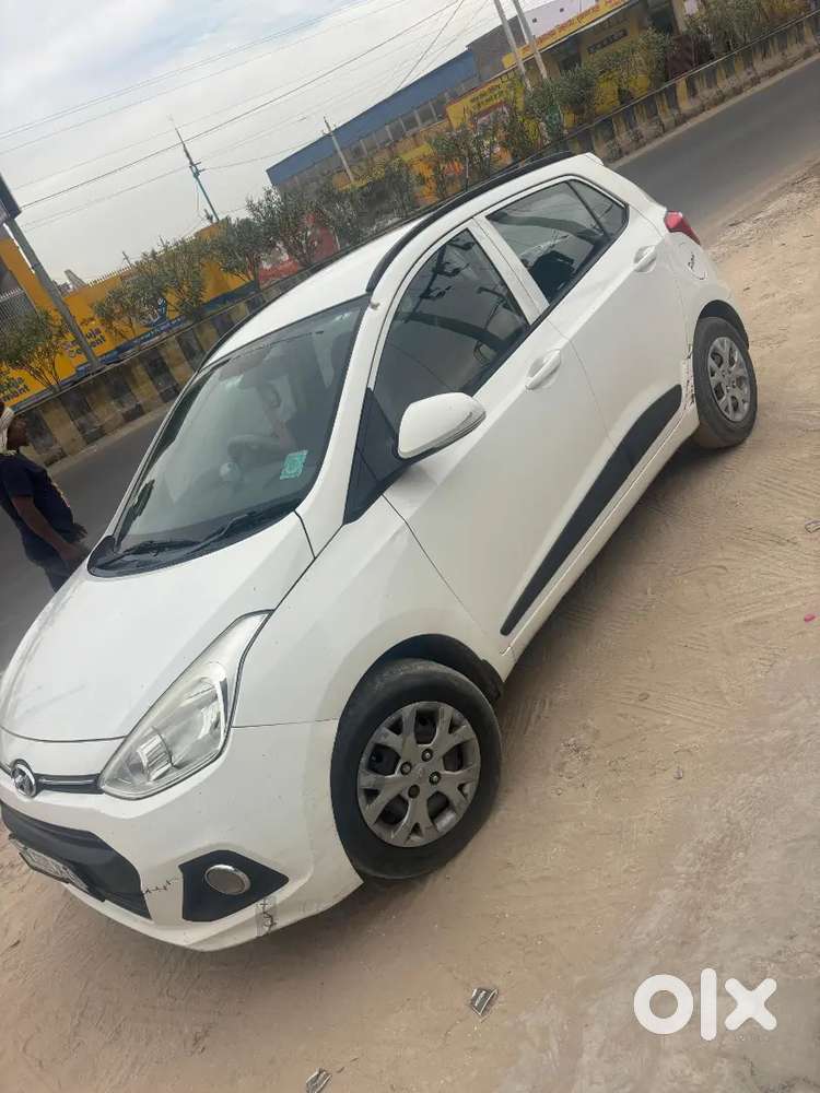 Hyundai Grand I10 Sportz 2016