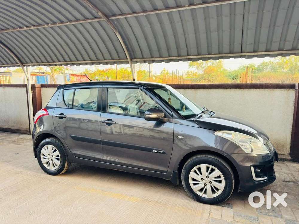 Maruti Suzuki Swift 2015 Diesel 104299 Km Driven