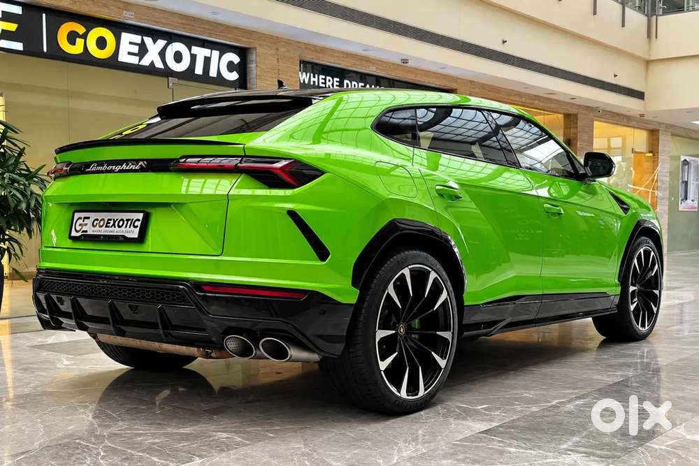 Lamborghini Urus, 2022, Petrol
