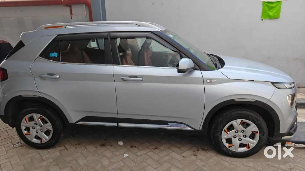 Service Record Original Paint Hyuandi Venue Better Than Brezza Maruti