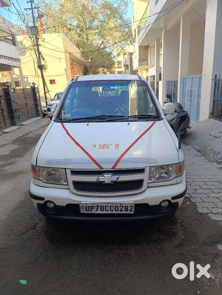 Chevrolet Tavera Neo 2013 Diesel 180000 Km Driven