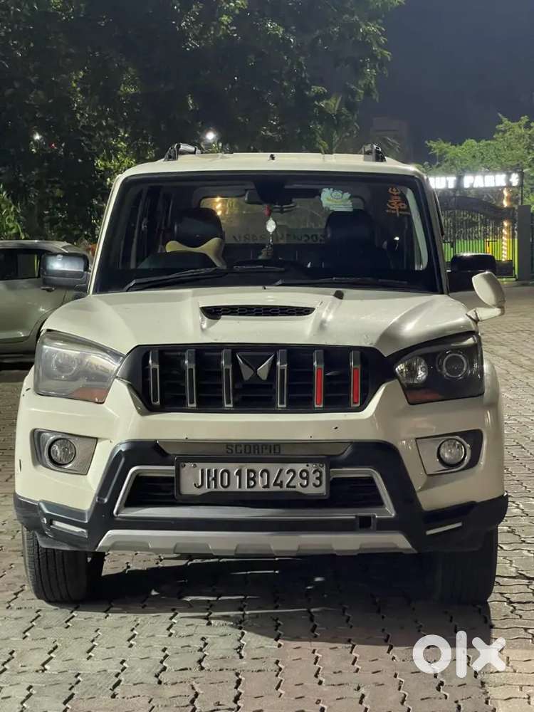 Mahindra Scorpio Classic 2015 Diesel Manual