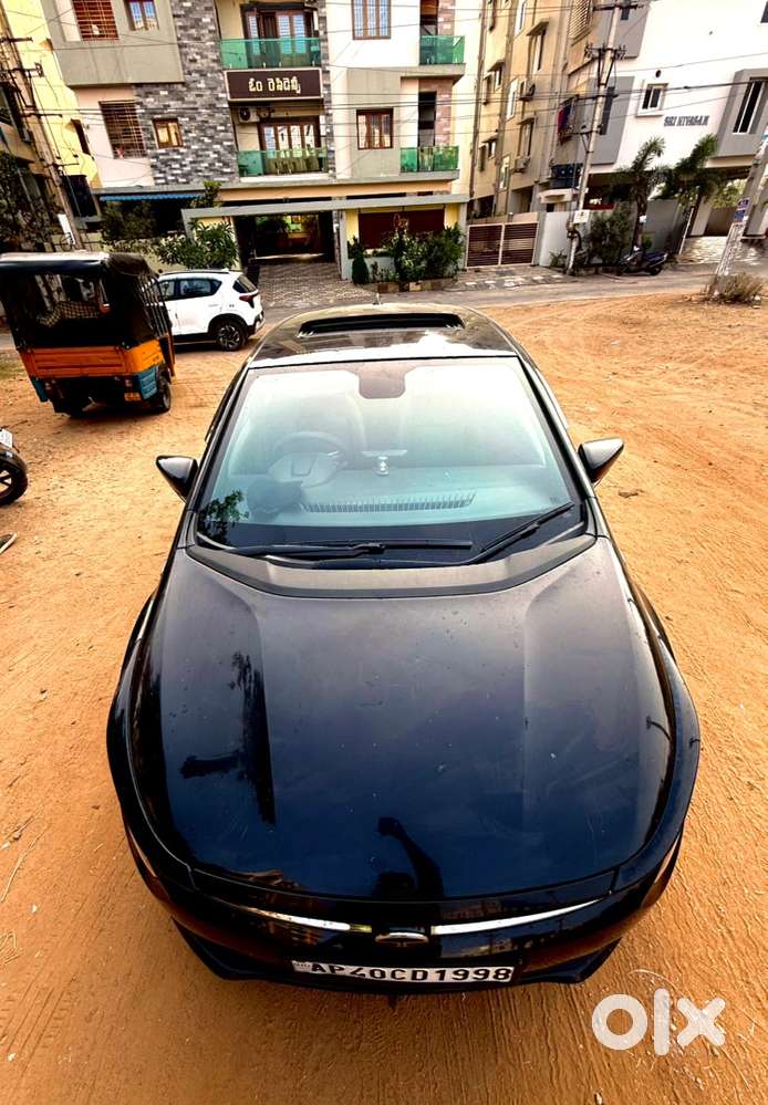 Tata Altroz 2024 Petrol Good Condition