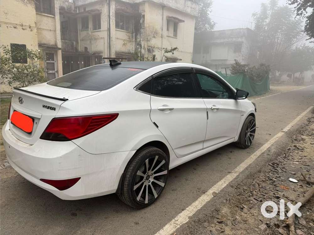 Hyundai Verna 2016 Model