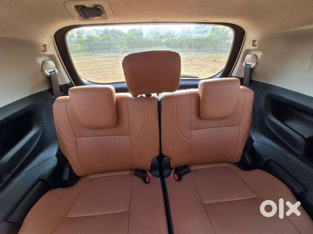 Toyota Innova Crysta [2020-ongoing] 2.4 Gx 7 Str, 2020, Diesel