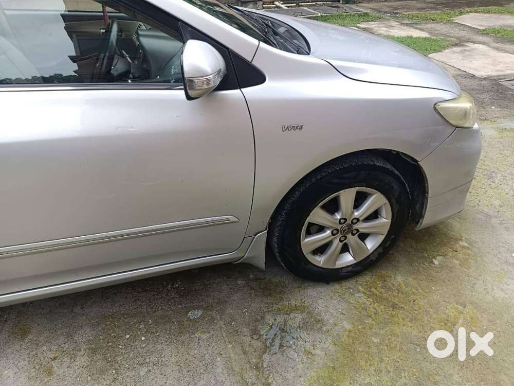 Toyota Corolla Altis G (automatic) – Petrol/cng – Excellent Condition!