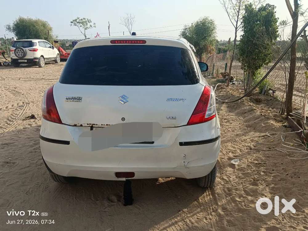 Maruti Suzuki Swift 2016 Diesel 195000 Km Driven