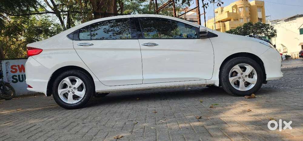 Honda City Vx (o) Mt I-vtec, 2015, Petrol