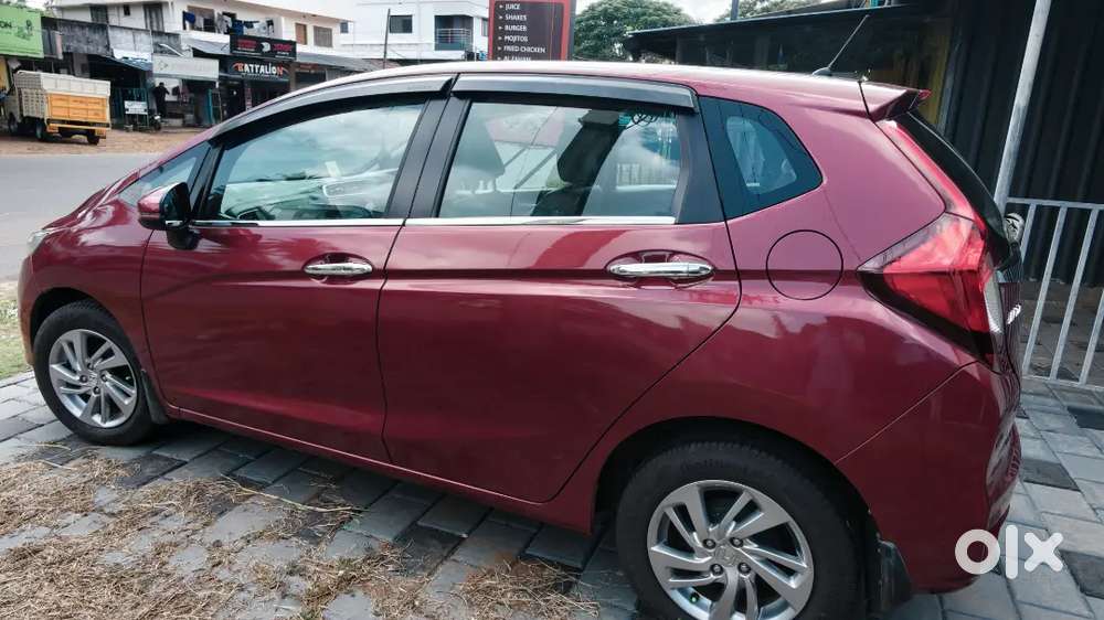 Honda Jazz 1.2 Zx Petrol 2022