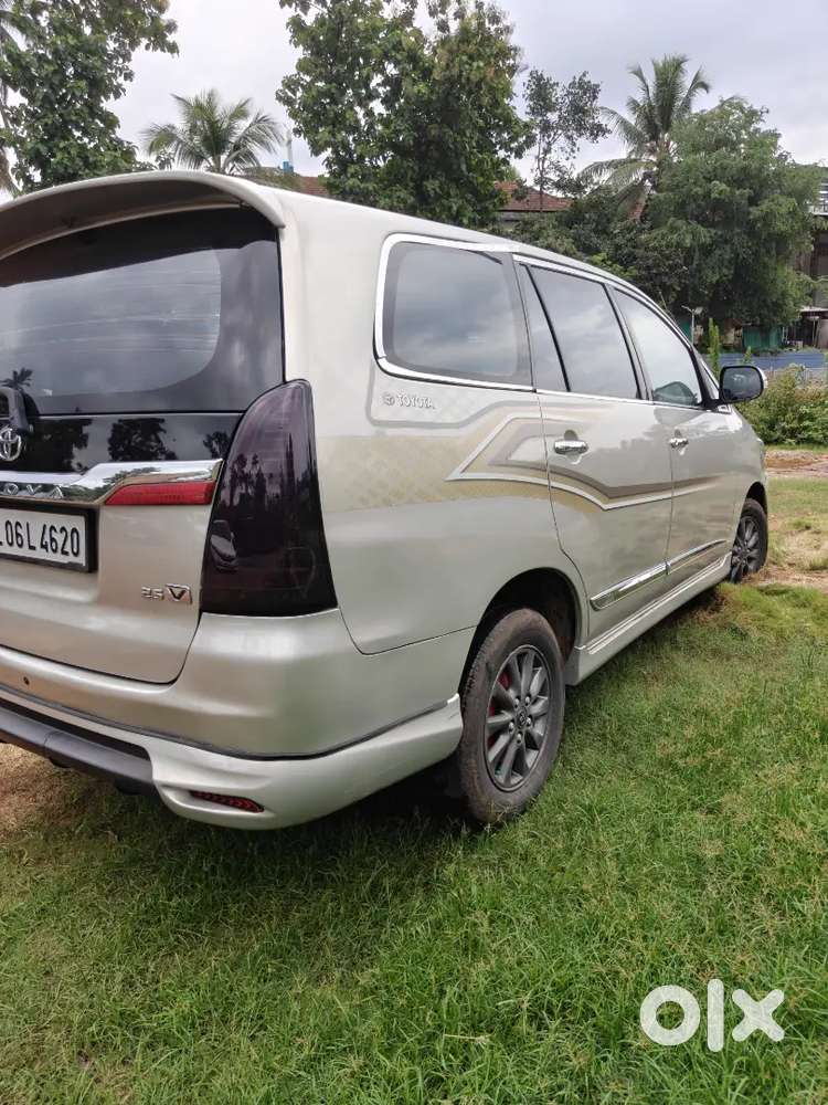 2014 Innova 2.5v Good Maintenance