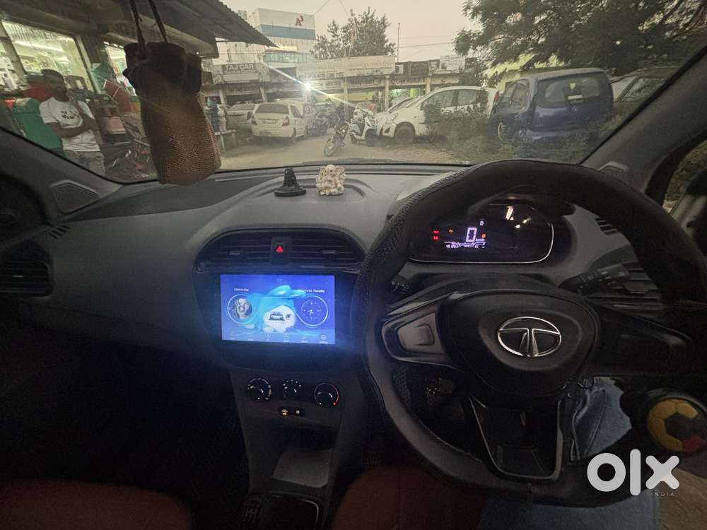 Tata Tigor Xe, 2021, Petrol