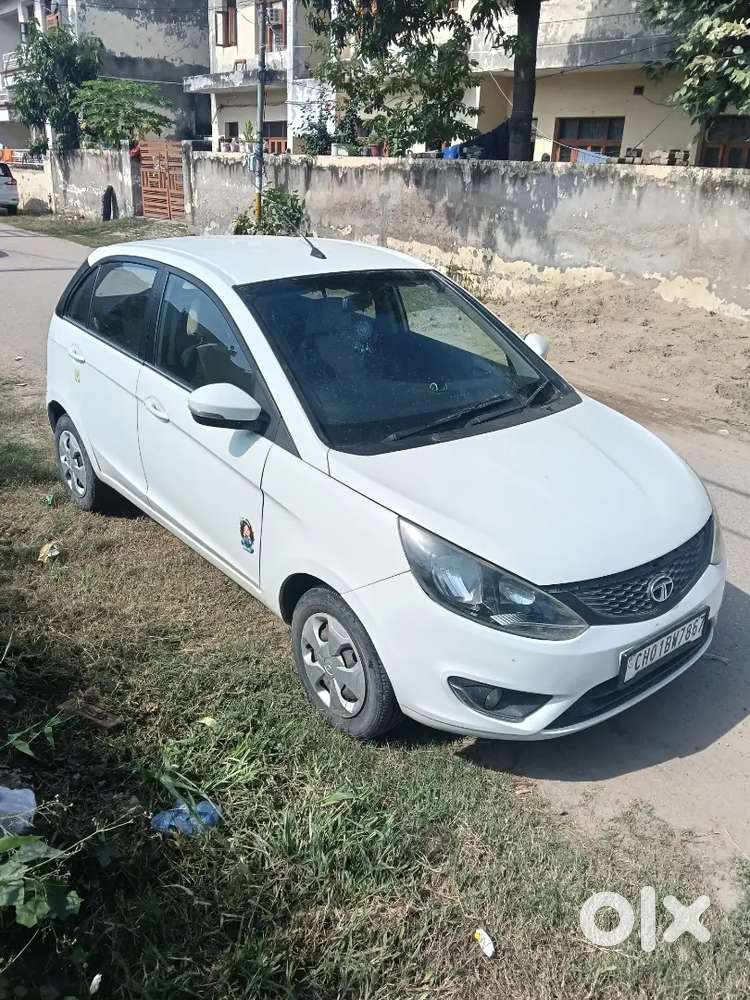 Tata Bolt Revotron Petrol 2016