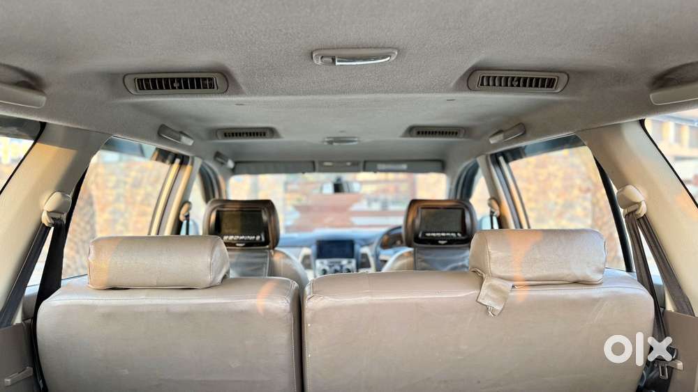 Toyota Innova 2.5 G (diesel) 8 Seater, 2015, Diesel