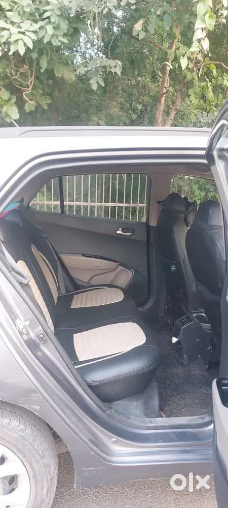 Hyundai Grand I10 Sportz 2015, Insurance Done, Good Condition
