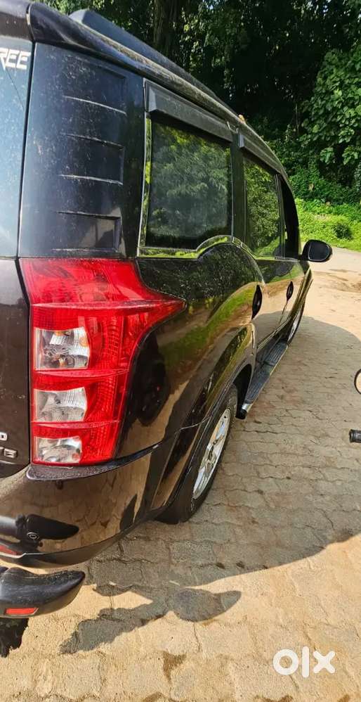 Mahindra Xuv500 2016