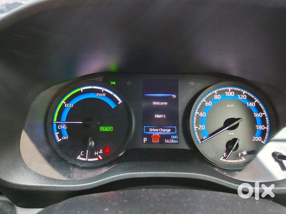 Toyota Innova Hycross 2.0 Vx Hybrid 8 Str, 2024, Petrol