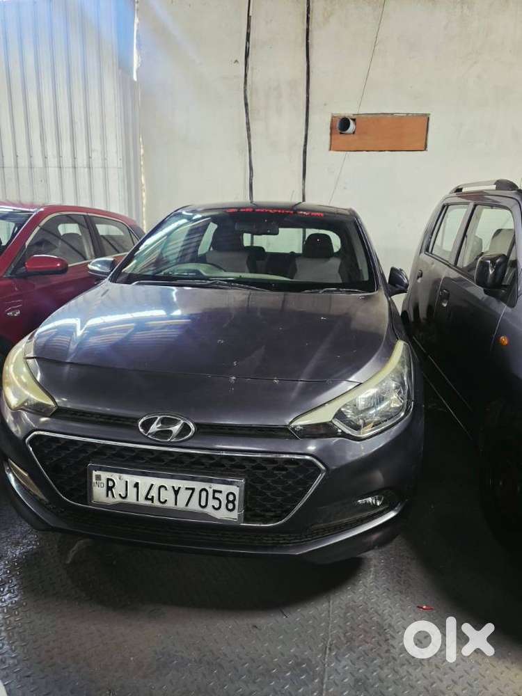Hyundai Elite I20 Sportz (o) 1.4, 2015, Diesel