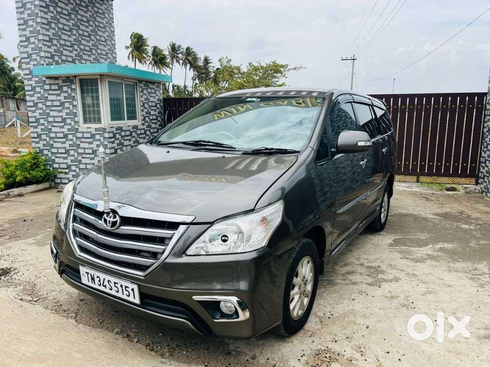 Toyota Innova 2.5 V 8 Str, 2013, Diesel